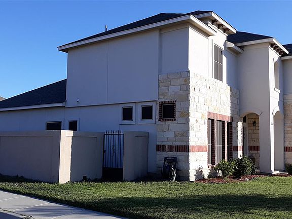 2nd image of 123 Majestic Palm Dr