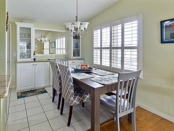 5th image of 740 Turnberry Ln