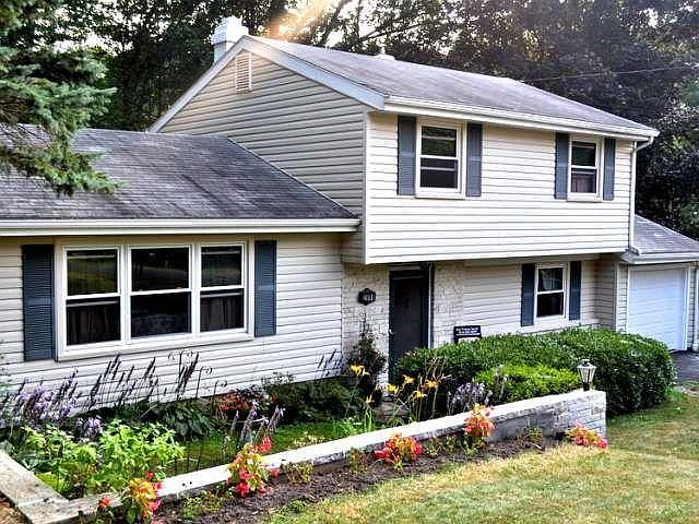 1st image of 2096 N Oak Ln