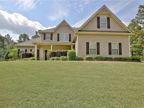 62 Northgate Preserve Dr, Newnan, GA 30265