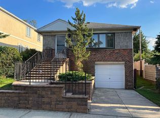 16314 24th Rd, Whitestone, NY 11357
