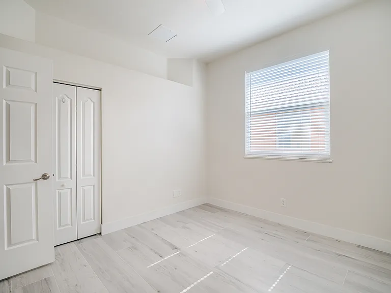14854 Toscana Way — Photo 23