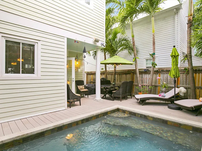1011 Simonton St #2 — Photo 40