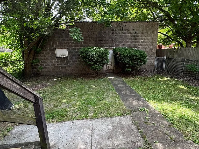 7132 Michigan Street — Photo 49