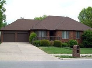 3893 E Linwood Ter, Springfield, MO 65809