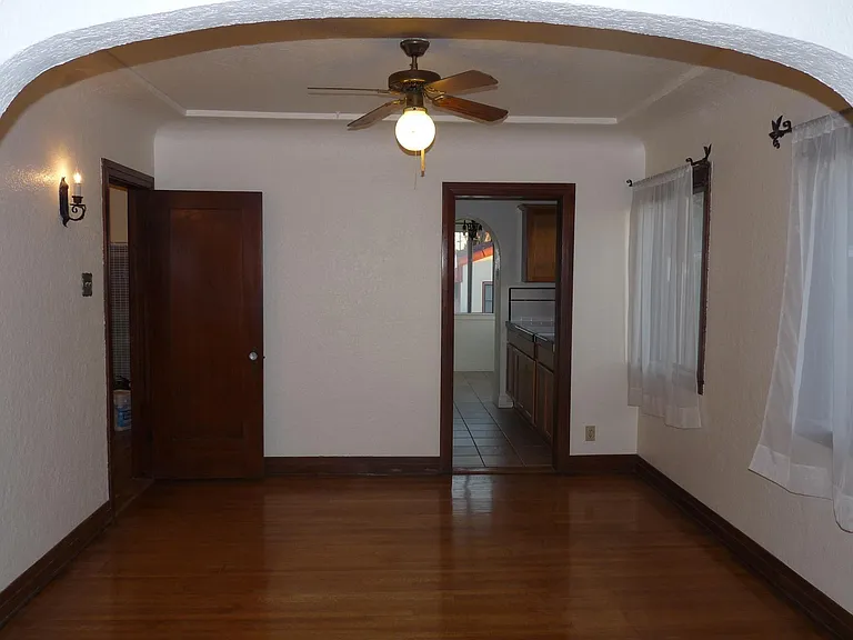 762 Orizaba Ave — Photo 6