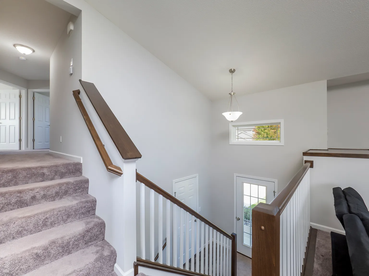 4 bed, 2055 sqft, $2,450 — Photo 4