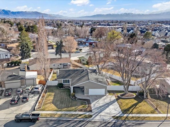 908 E Lazon Dr, Sandy, UT 84094