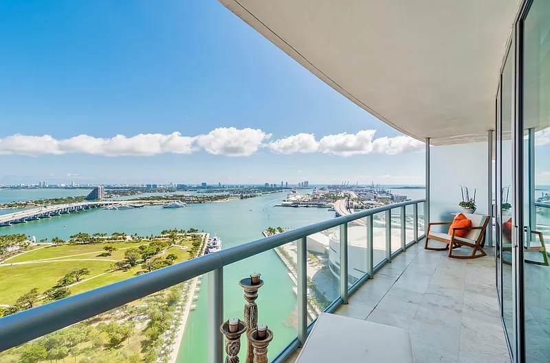 1 bed, 1.0 bath, 850 sqft, $4,500 — Photo 1