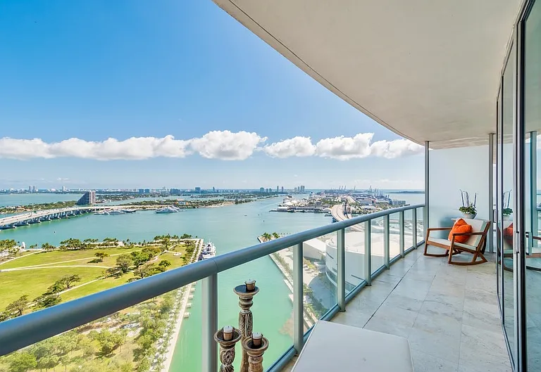 888 Biscayne Blvd #391 — Photo 1