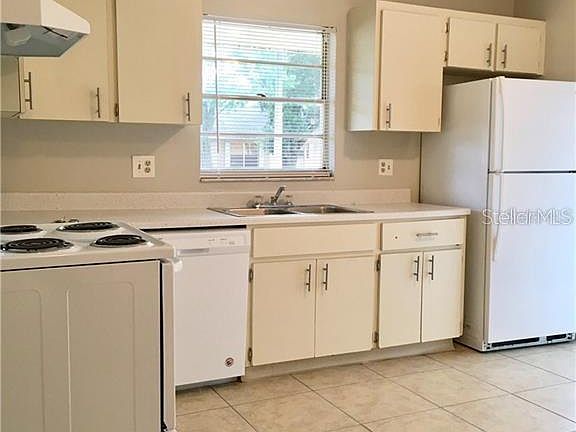 4th image of 9903 River Pines Ct