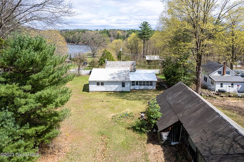 3rd image of 149 Hadlock Pond Road