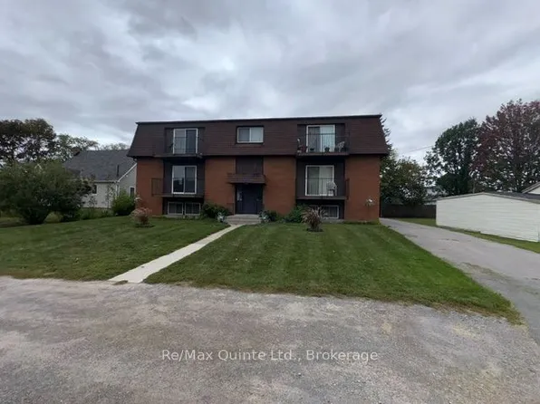 49 Oxford Rd #3, Quinte West, ON K0K 2C0