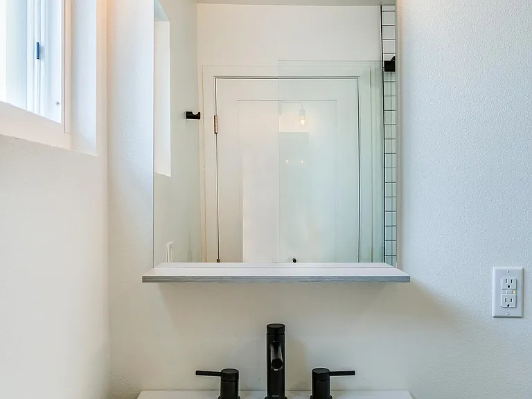 Plaza Townhomes — Photo 4