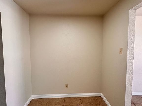 5th image of 1405 E Lynwood Dr #14