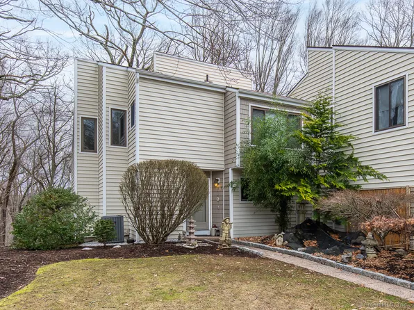 5 Currier Way #5, Cheshire, CT 06410