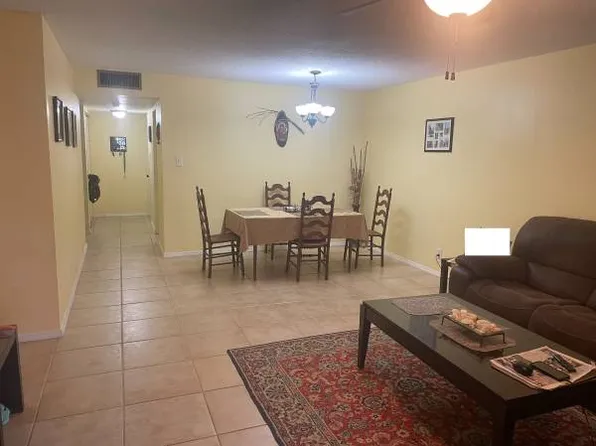 126 S Cypress Rd, Pompano Beach, FL 33060