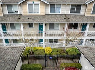 7031 196th St SW #B-103, Lynnwood, WA