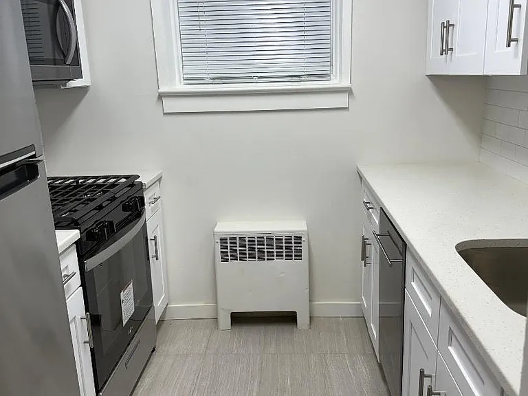 604 Chestnut St #C — Photo 4