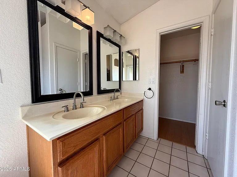 4855 W Buffalo St — Photo 31