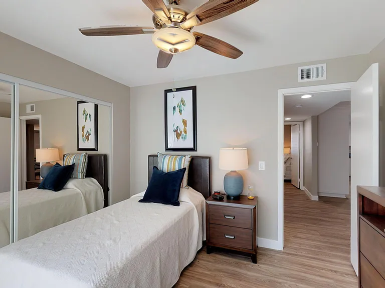 1170 Sumner Ave #12 — Photo 19