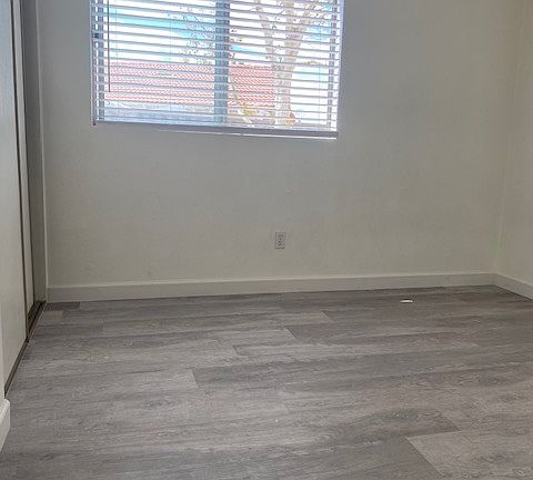 5th image of 15248 Sunflower Ln