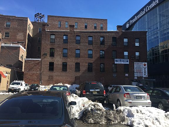 3rd image of 200-208 Market St