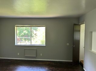 10062 Toelle Ln APT D, Saint Louis, MO