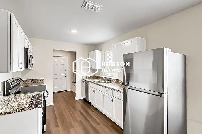 2327 Jodi Ln — Photo 5