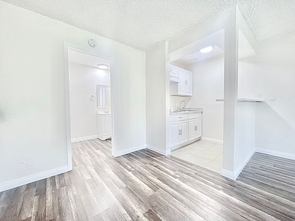 3rd image of 3360 W Lincoln Ave #280
