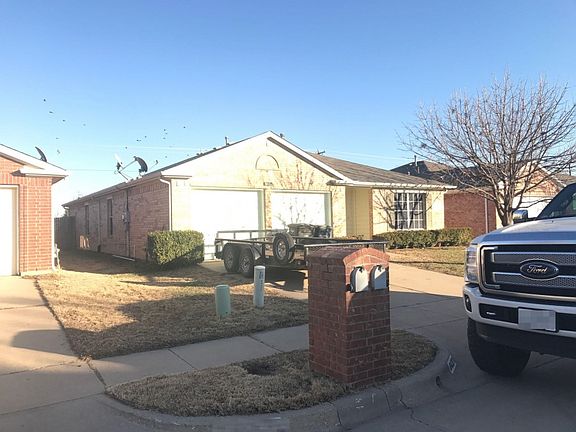 2nd image of 8432 Minturn Dr