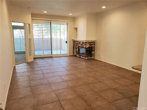 4th image of 25855 McBean Pkwy Unit 62
