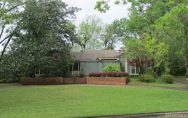 1st image of 2084 Myrtlewood Dr