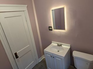46 Fenwood Ave Floor 2, Smithfield, RI 02917