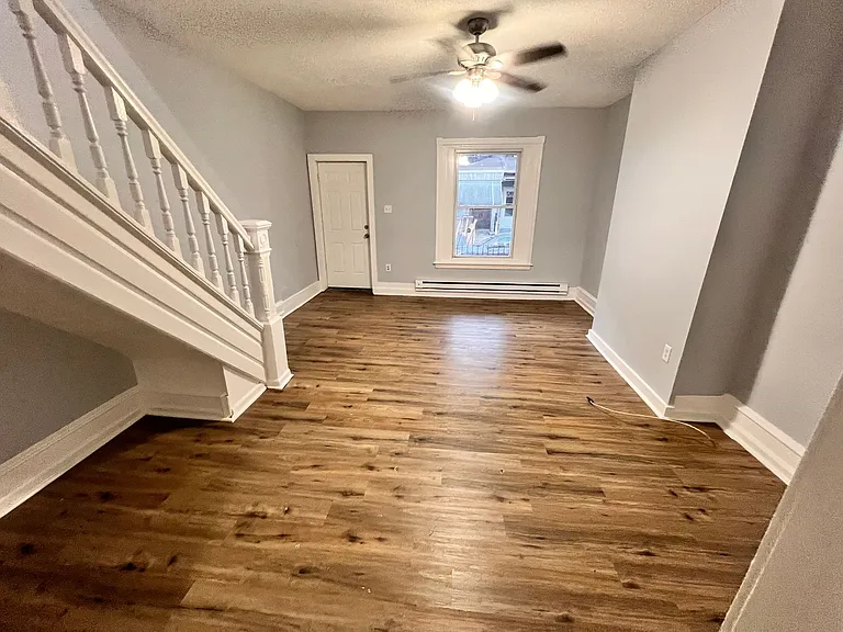 233 N Ramsey St — Photo 13