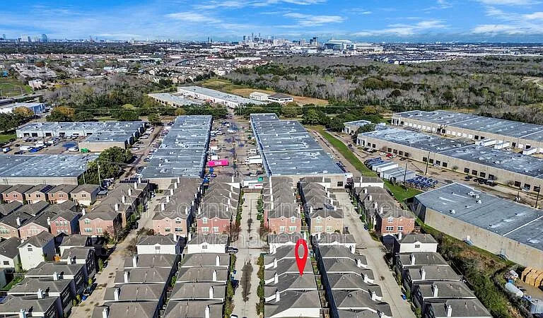 3627 Main Plaza Dr — Photo 34