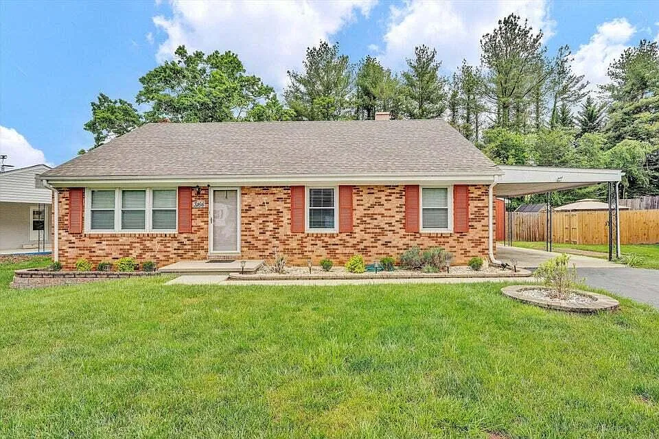 3166 Galloway Dr