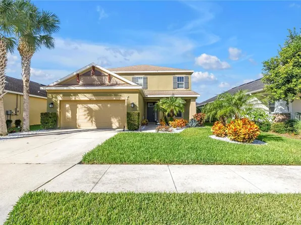 27094 Carolina Aster Dr, Zephyrhills, FL 33544