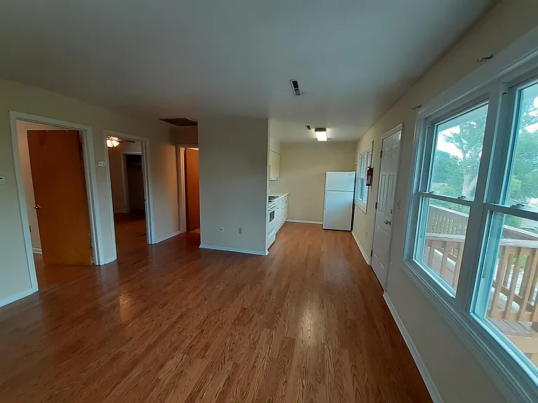 1016 S College Ave #D — Photo 3