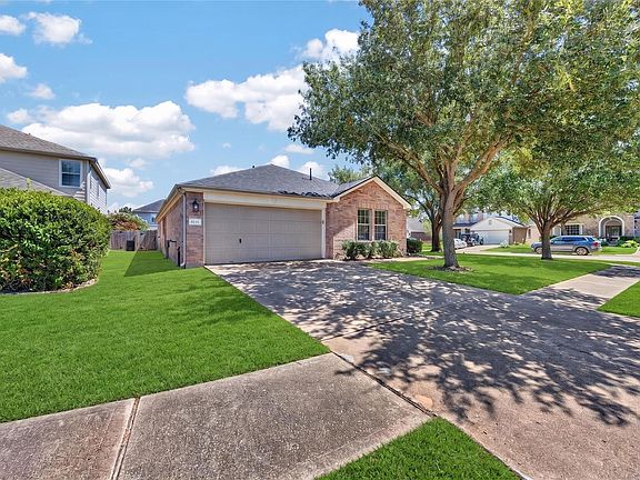 3rd image of 18211 Doral Rock Ct