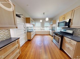107 Oxford St #3, Cambridge, MA 02138