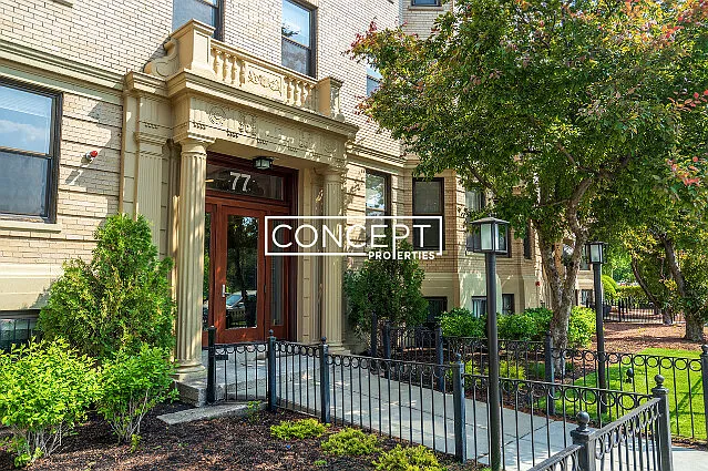 Park Dr — Photo 1