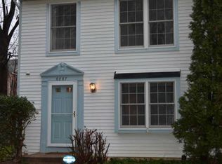 6867 McLean Greens Ct, Falls Church, VA 22043