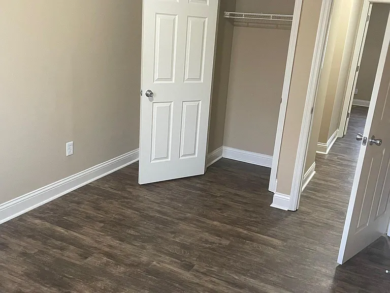 845 Overview Dr — Photo 14