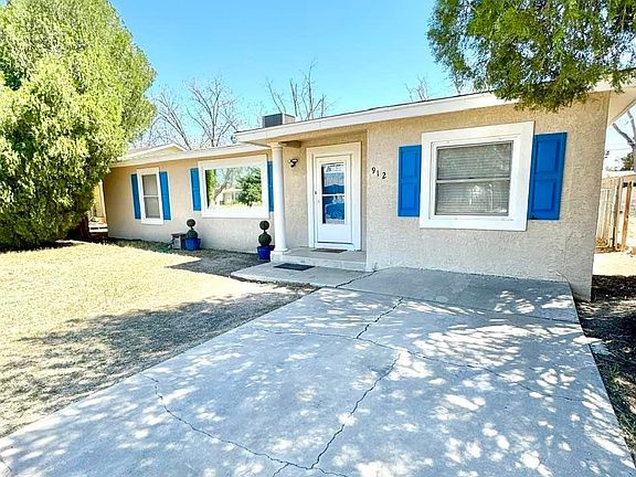2nd image of 912 Sandia St