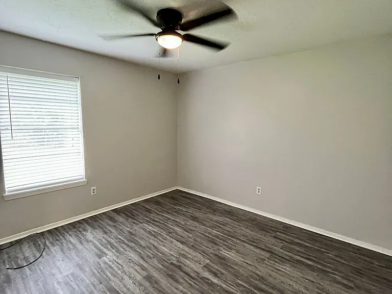 1404 Rescue Ct — Photo 9