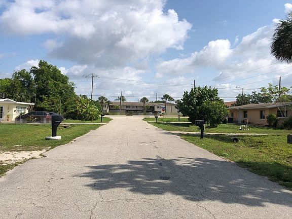 5th image of 1210 Biscayne Dr