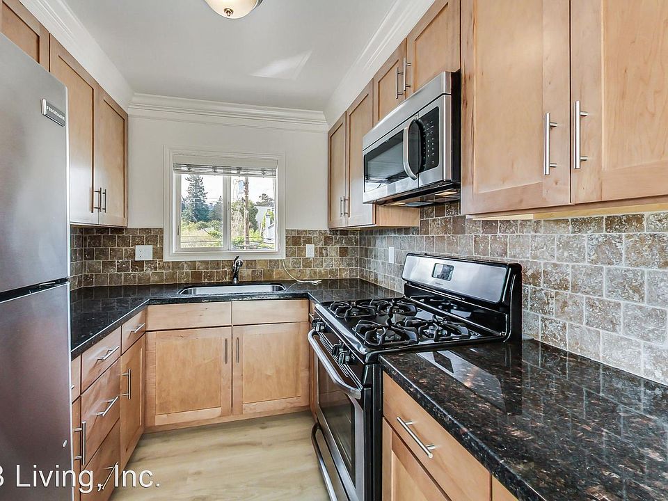 1st image of 1549 San Carlos Ave Unit 31