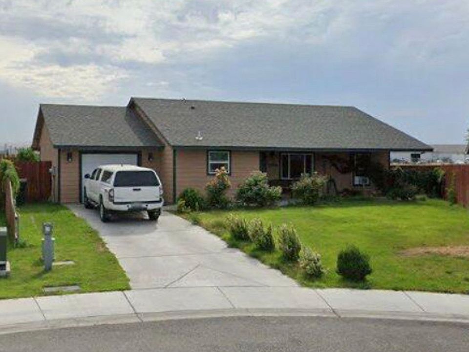 1st image of 1406 E Adelia Ct