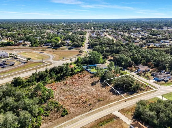 3508 25th St W, Lehigh Acres, FL 33971